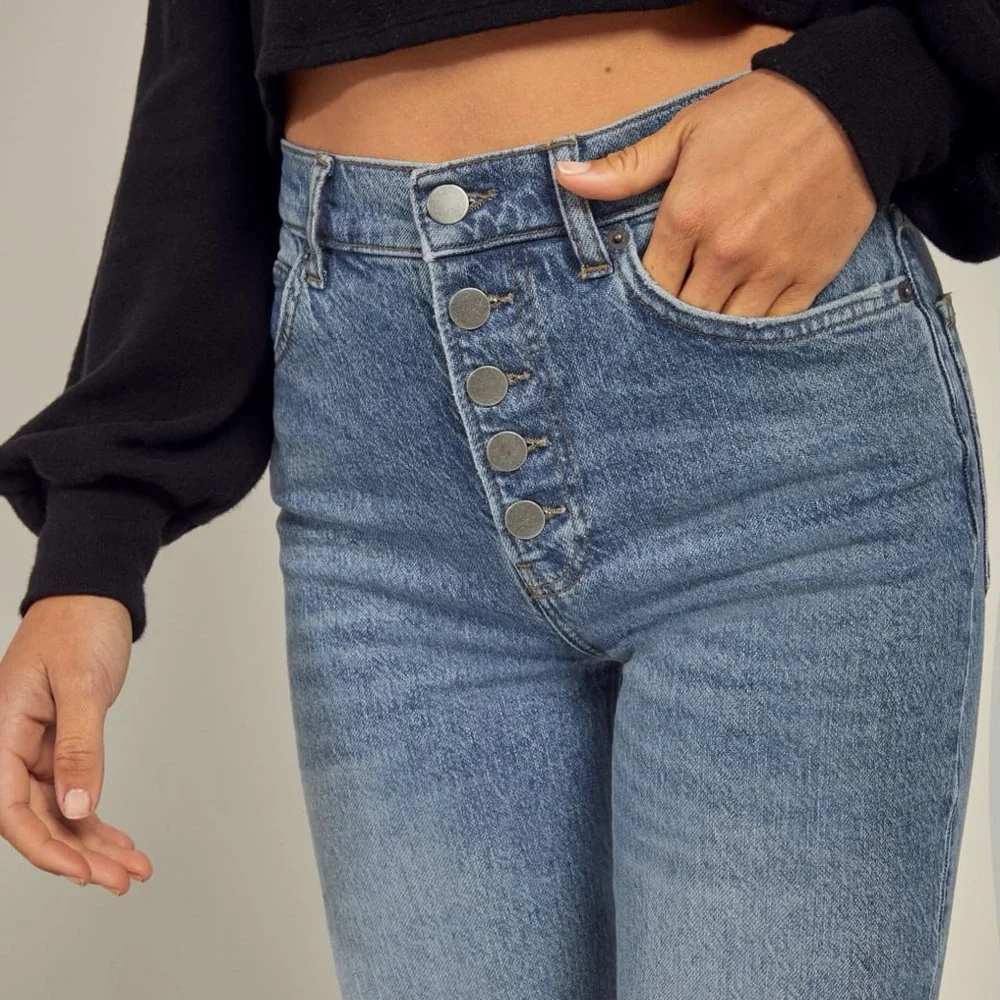 Liza Button Fly High Rise Straight Jeans. Size 23. NWT. - Picture 7 of 8